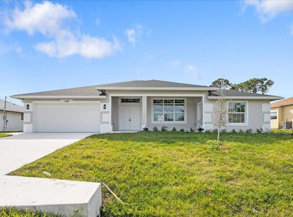 158 SW Sea Lion Road, Port Saint Lucie, FL 34953