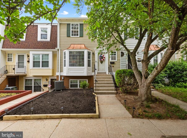 1488 ORLEANS Court, CROFTON, MD 21114