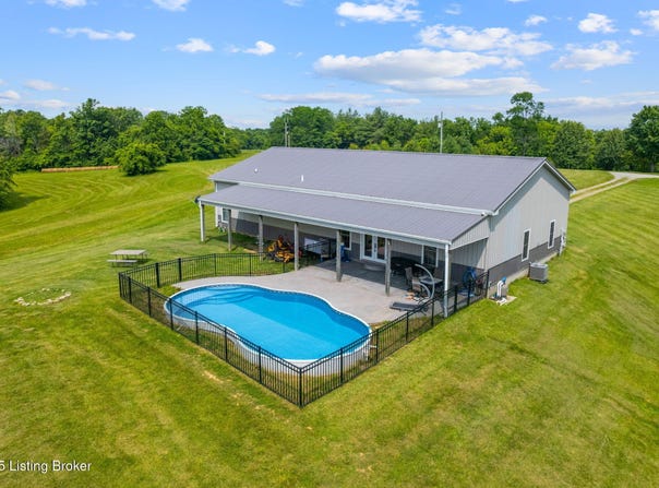 1750 Greens Chapel Rd, Bloomfield, KY 40008