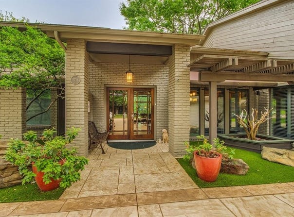 2718 W Prairie Creek Drive, Richardson, TX 75080