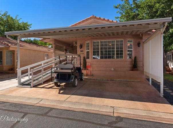180 N 1100 E, Washington, UT 84780