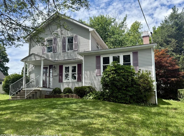 330 Grand Avenue, Clarks Summit, PA 18411