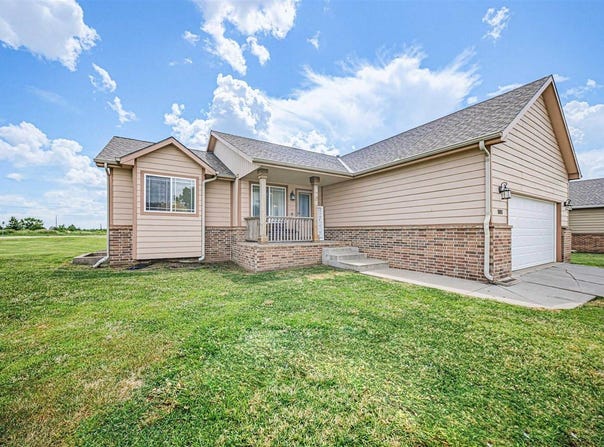 1901 Southwind Court, Junction City, KS 66441