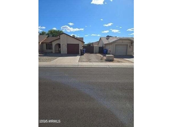 1817 E KINGS Avenue, Phoenix, AZ 85022