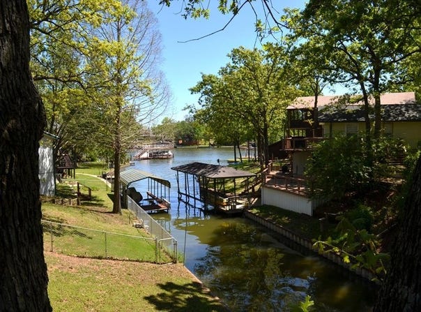 123 Little River Bend, Gun Barrel City, TX 75156