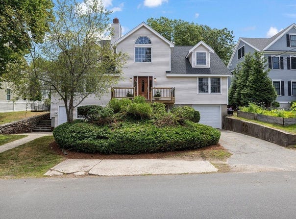 19 Hillcrest Ave, Lexington, MA 02420