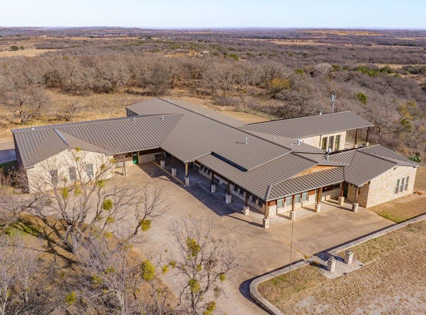 MOWAY Court, Mingus, TX 76463
