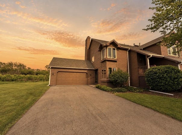 4155 Split Leaf Drive, LOVES PARK, IL 61111