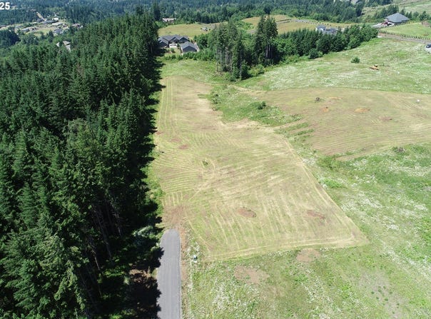 140 Yarrow PL, Kalama, WA 98625