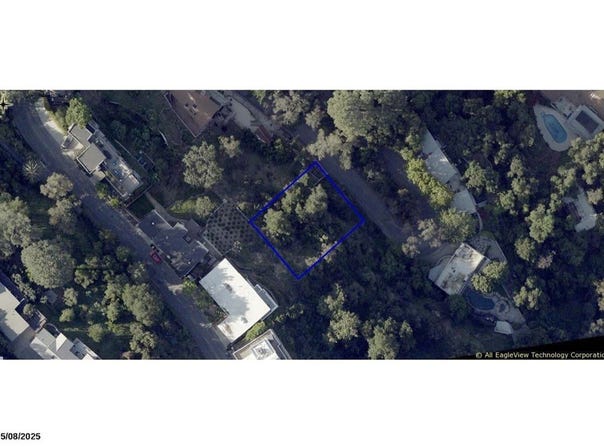 916 Glen Oaks Boulevard, Pasadena, CA 91105