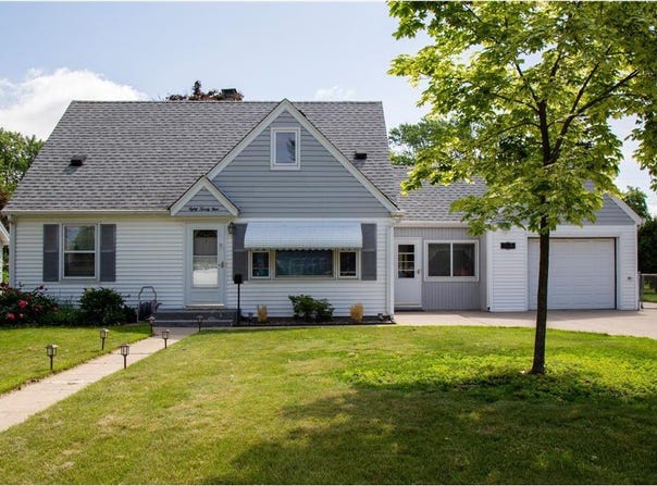 8029 2nd Avenue S, Bloomington, MN 55420