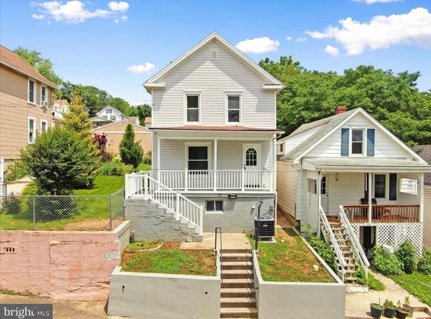 37 E C STREET, BRUNSWICK, MD 21716