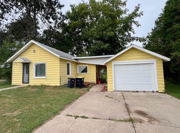 117 HARVEY ST E, Rhinelander, WI 54501