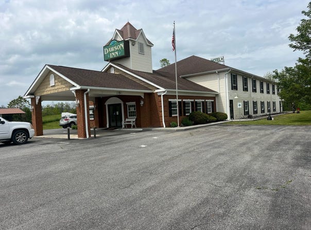 2521 Lawn Rd, Meadow Bridge, WV 25976