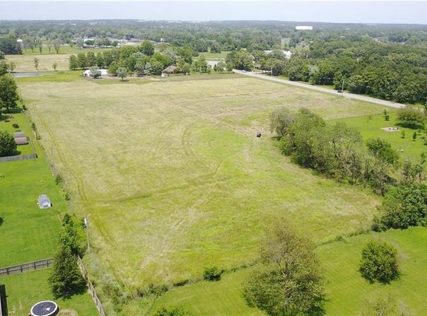 11.96 Acres Pioneer  LN, Gentry, AR 72734