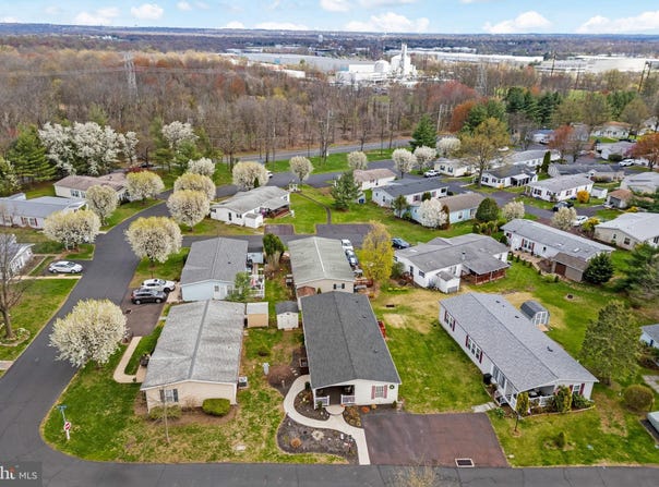 10 QUEEN ANNE WAY, SOUDERTON, PA 18964