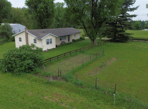 1690 N 500 West, Shipshewana, IN 46540