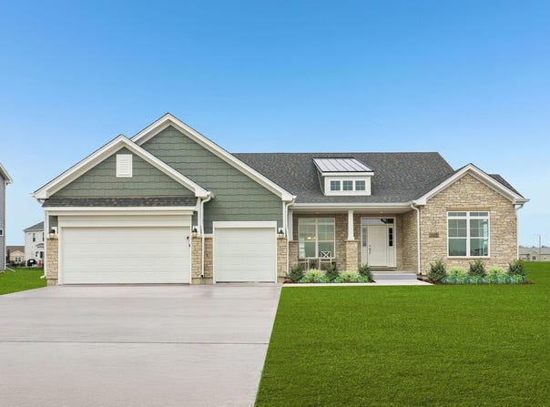 1119 Parkside Drive, Sycamore, IL 60178