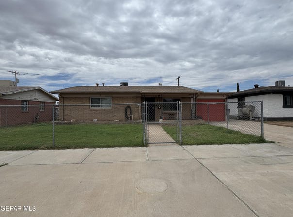 4728 TETONS Drive, El Paso, TX 79904