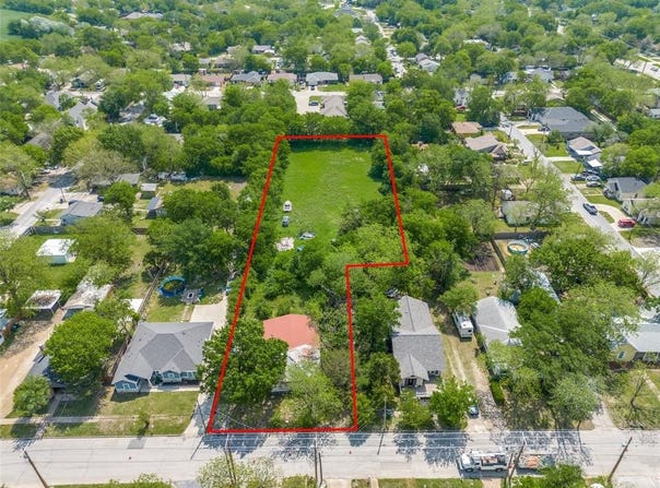 208 Farley, Waxahachie, TX 75165