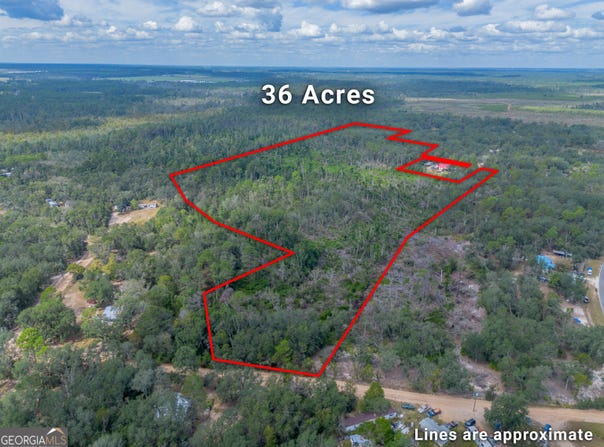 Honeysuckle Lane, Pearson, GA 31642