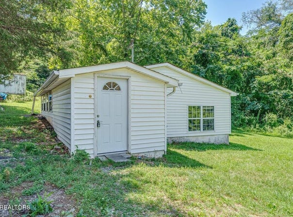 9126 ANDERSONVILLE PIKE Pike, Powell, TN 37849