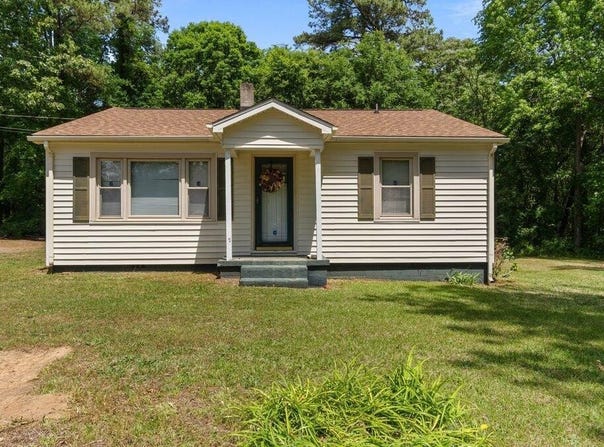 3899 Warrenton Road, Henderson, NC 27537