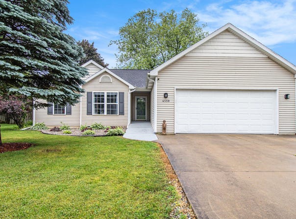 4559 Kaline Avenue, Kalamazoo, MI 49009