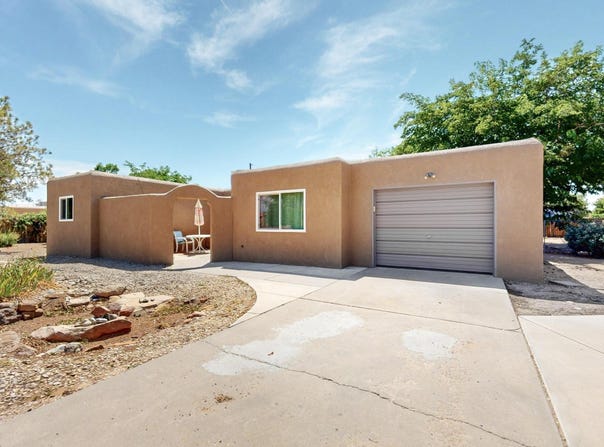 1105 BERTHA Road SE, Rio Rancho, NM 87124