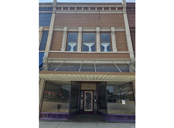 4 N Washington Street, Worthington, IN 47471