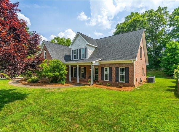430 Ashbry Run Drive, Winston-Salem, NC 27106