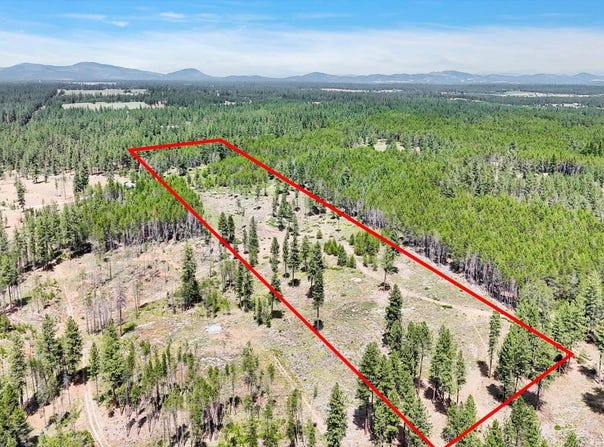 000 W DENISON-CHATTAROY Rd, Deer Park, WA 99006