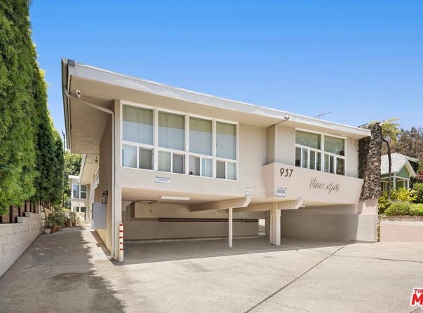 937 Hilldale Ave, West Hollywood, CA 90069