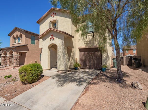 6939 S Blueeyes Drive, Tucson, AZ 85756