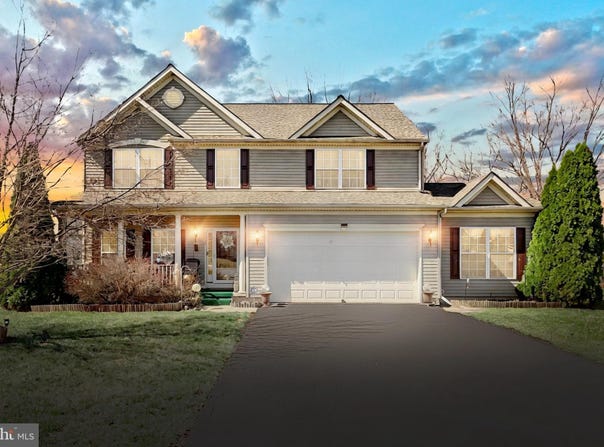 1131 PINE COURT, YORK, PA 17408