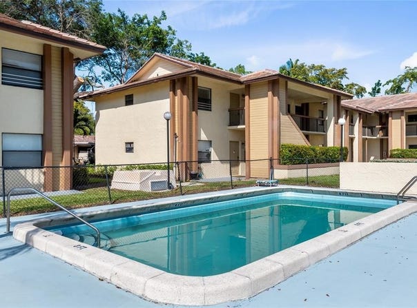 11307 Royal Palm Blvd, Coral Springs, FL 33065