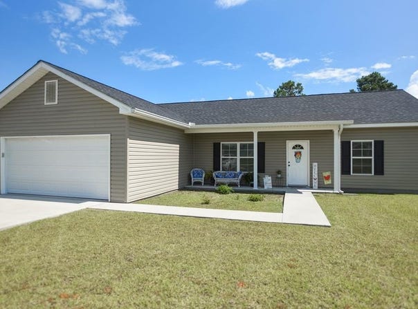 235 South Fork Drive, Baxley, GA 31513
