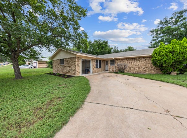 2016 Wanda ST, Copperas Cove, TX 76522