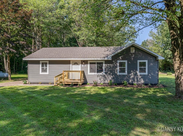 1050 Wicker Road SE, Stanton, MI 48888