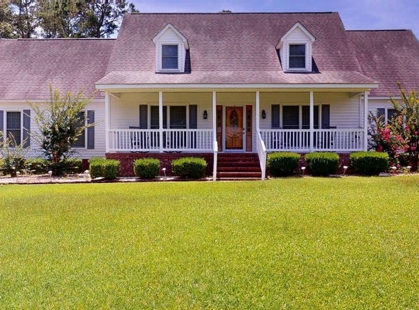 2618 Saint John Circle, Kinston, NC 28504