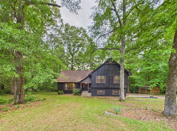 174 Jolly Ridge Circle, Columbus, MS 39705