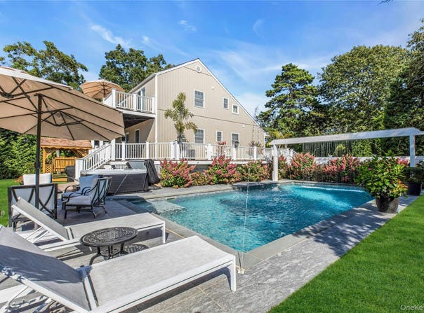 35 Grant Boulevard, Hampton Bays, NY 11946