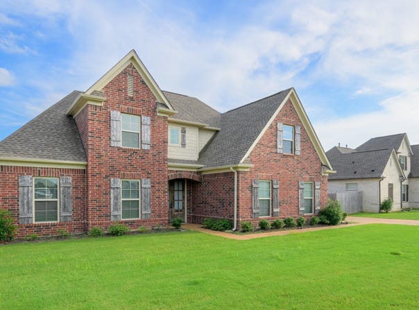 45 Sophie Lane, Oakland, TN 38060