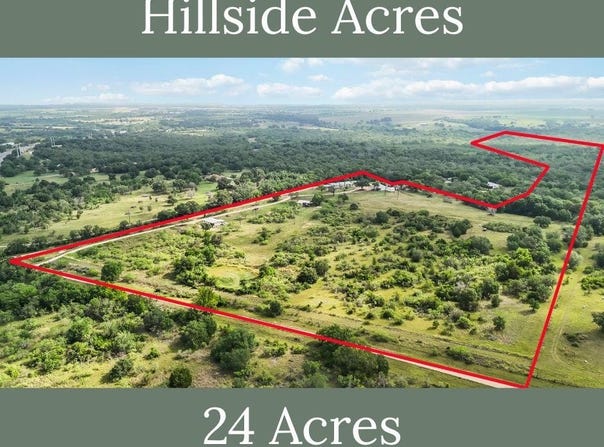 227 Henderson LN, Lockhart, TX 78644