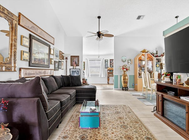 3862 Dafilee Circle, West Palm Beach, FL 33417