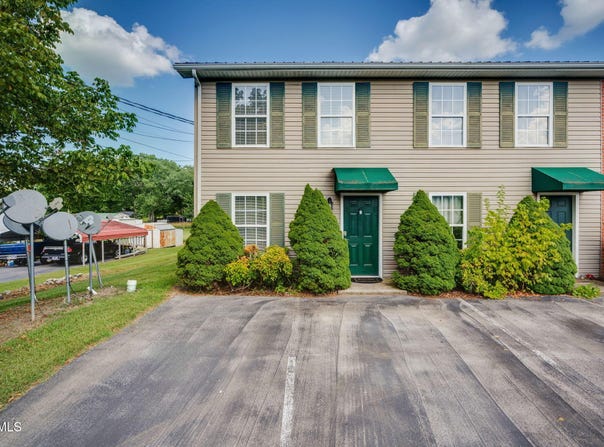 568 Gray Station Road, Johnson City, TN 37615