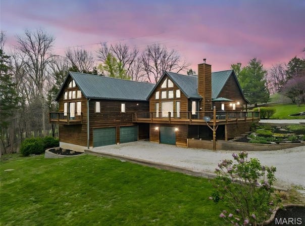 2595 State Road F, Pacific, MO 63069