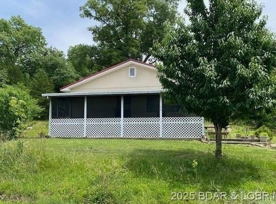 1778 Robin Hood Lane, Roach, MO 65787