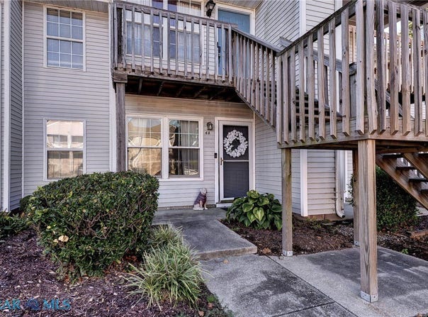 4 Inlandview Drive, Hampton, VA 23669