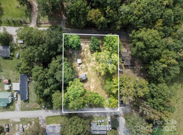 2218 Peachtree Avenue, Great Falls, SC 29055
